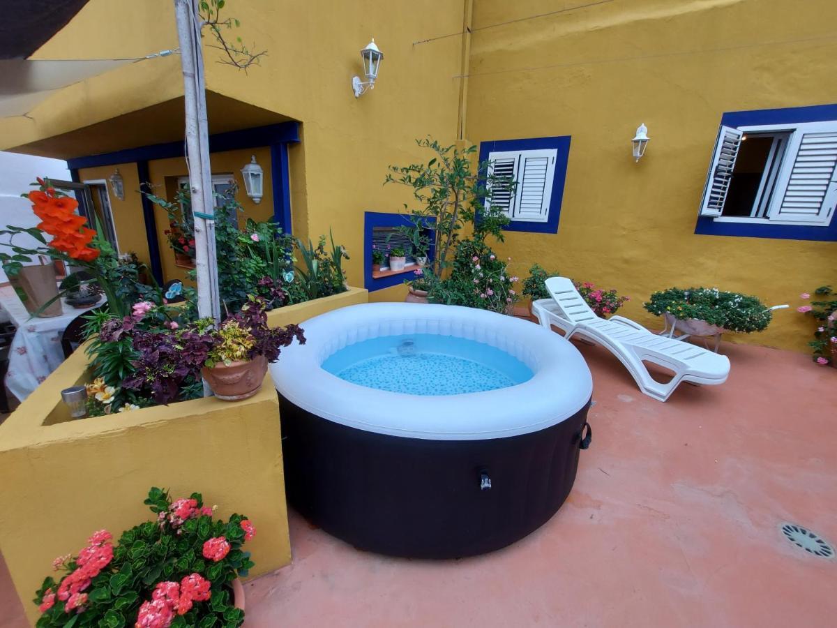 Casa Maestro Lelo - Acogedora Casa Rural Canaria Con Patios Y Jardines De Flores Las Palmas de Gran Canárias Exterior foto