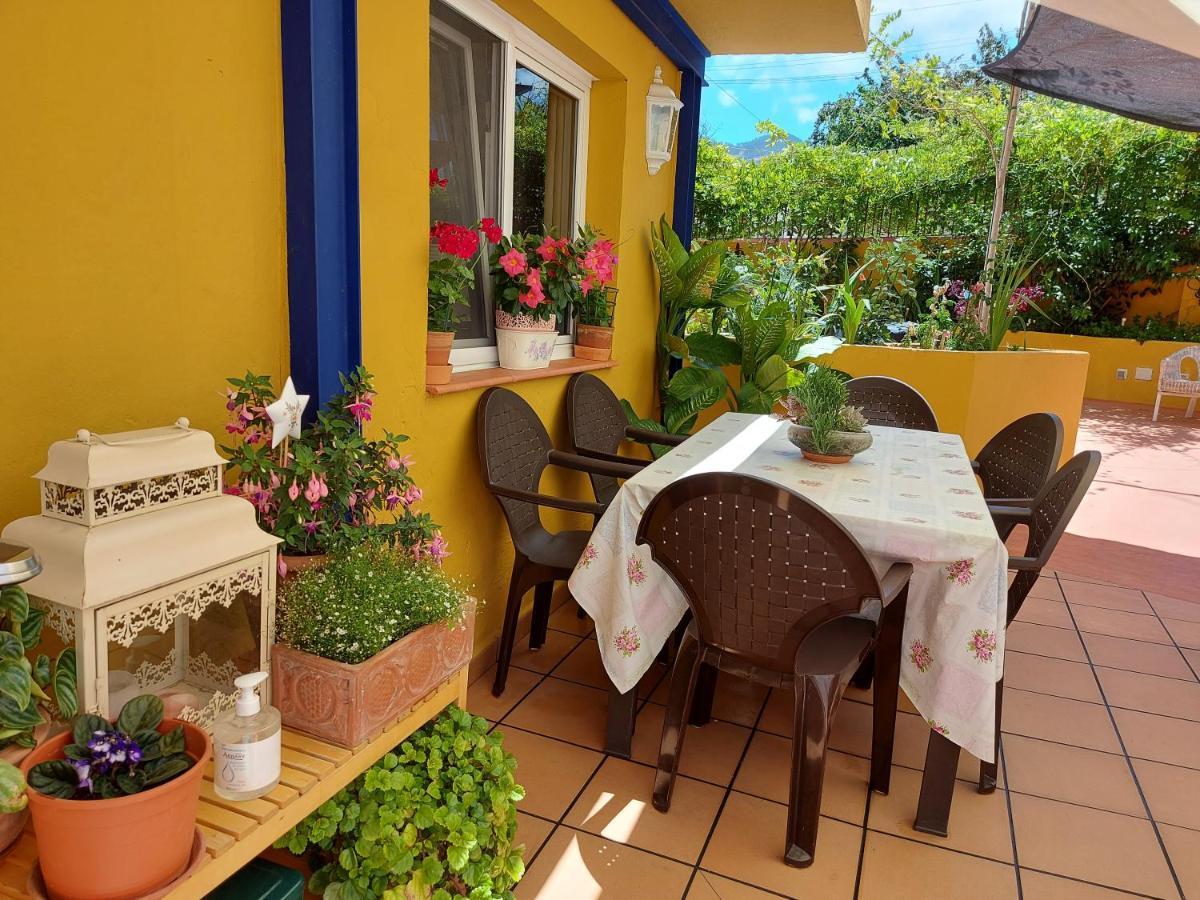 Casa Maestro Lelo - Acogedora Casa Rural Canaria Con Patios Y Jardines De Flores Las Palmas de Gran Canárias Exterior foto
